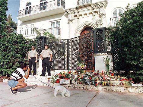 final resting place gianni versace|Gianni Versace death.